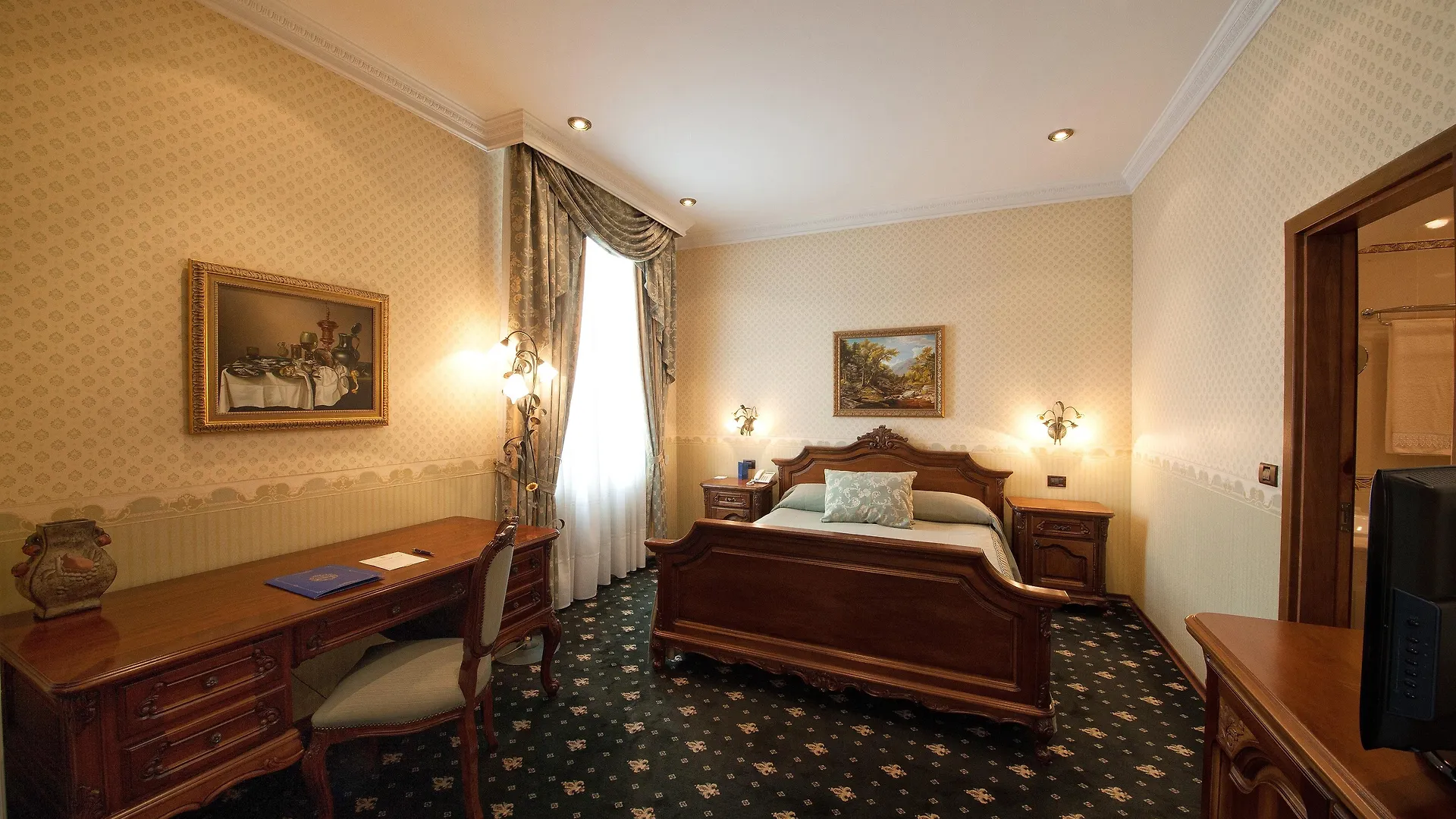 Grand Hotel London Varna