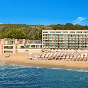 Marina Hotel, Sunny Day 4* Warna